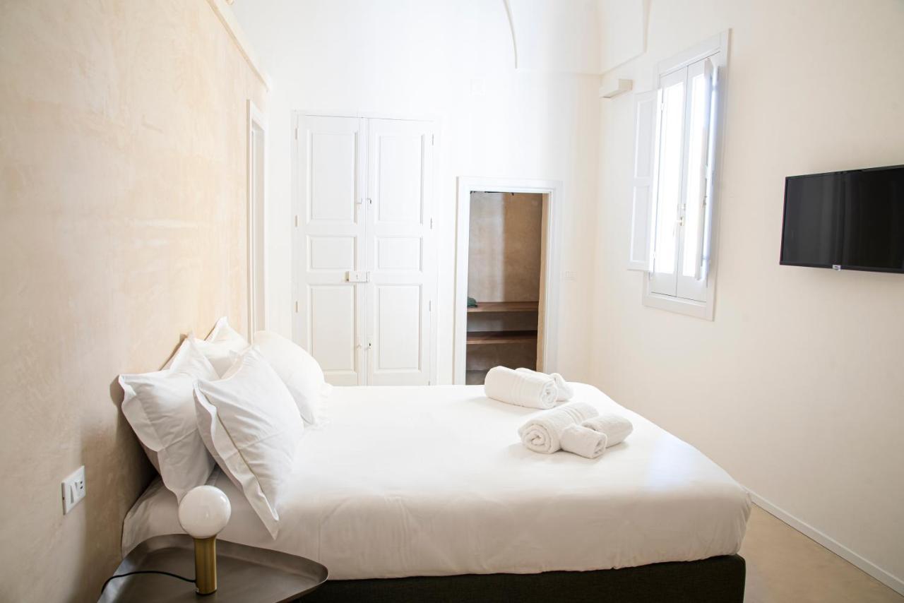 غالاتينا Palazzo Garibaldi - Luxury Suites المظهر الخارجي الصورة