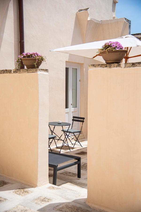 غالاتينا Palazzo Garibaldi - Luxury Suites المظهر الخارجي الصورة
