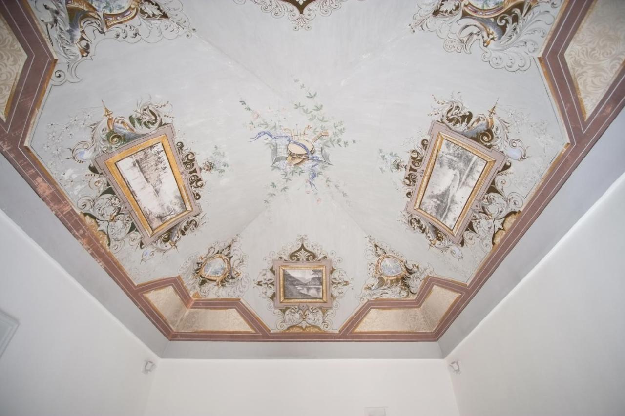 غالاتينا Palazzo Garibaldi - Luxury Suites المظهر الخارجي الصورة